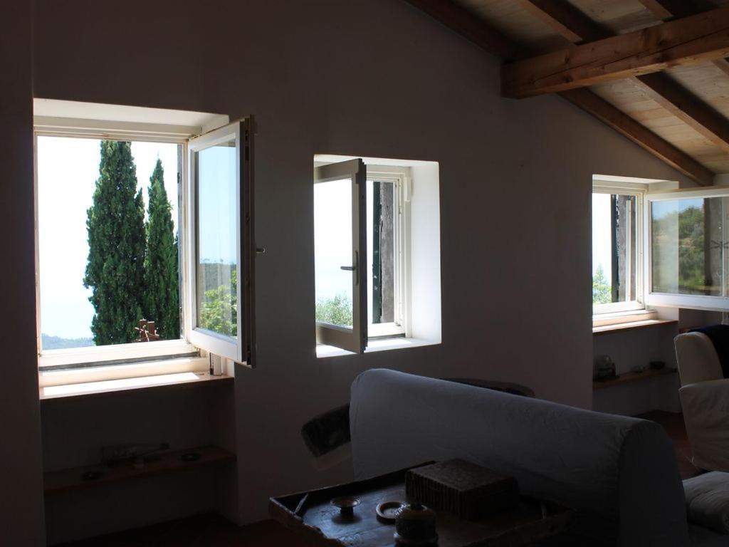 Cottage La Casa Del Pittore Reggimonti Extérieur photo