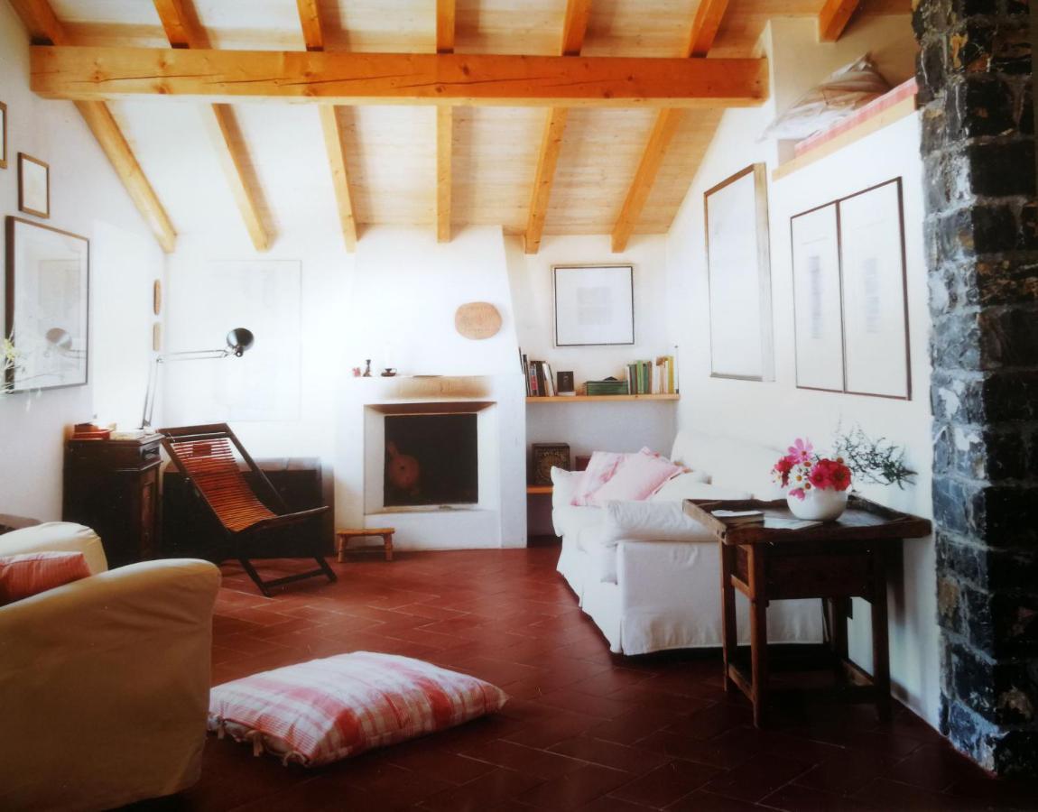 Cottage La Casa Del Pittore Reggimonti Extérieur photo