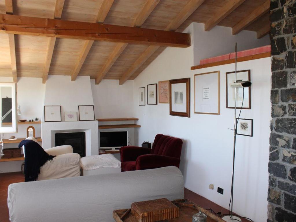 Cottage La Casa Del Pittore Reggimonti Extérieur photo